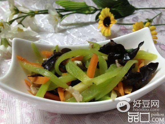 黑木耳炒时蔬