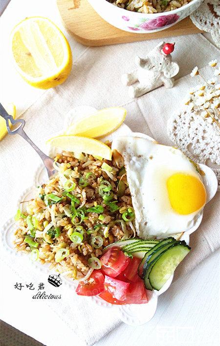 豆芽炒饭