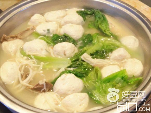 鱼丸金针菇汤锅