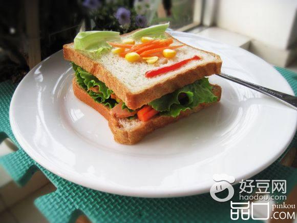 玉米生菜三明治