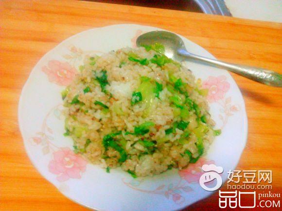 生菜炒米饭