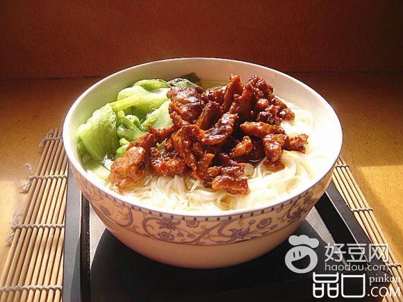 炸酱肉丁米线