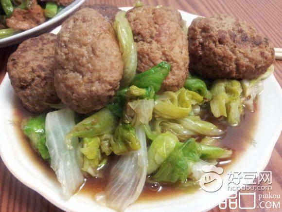 生菜烩丸子