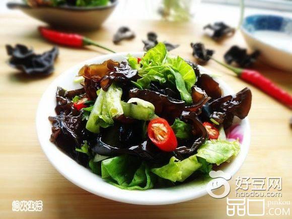 生菜拌木耳
