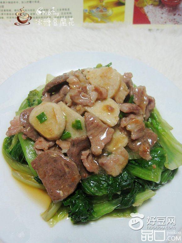 肉丸肉片烩生菜