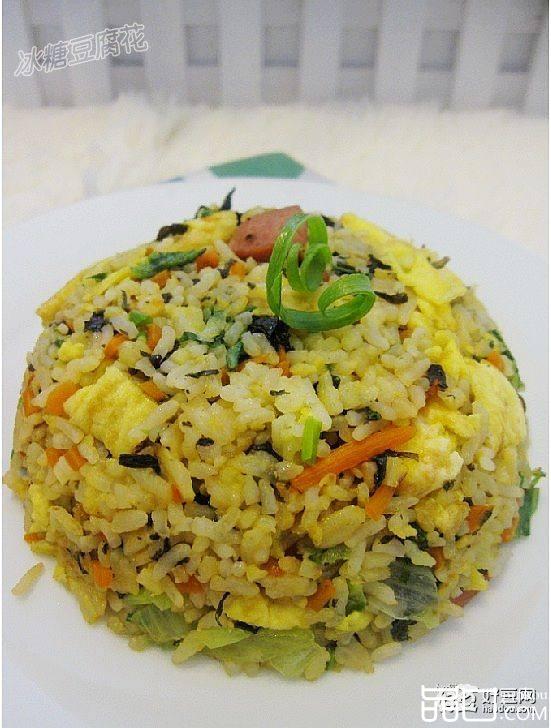 红萝卜紫菜炒饭