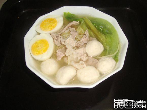猪肉丸子汤面