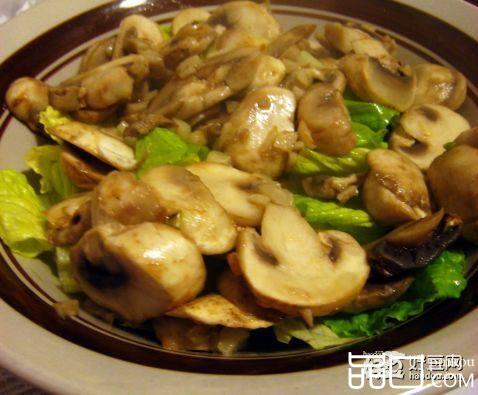 炒口蘑拌生菜