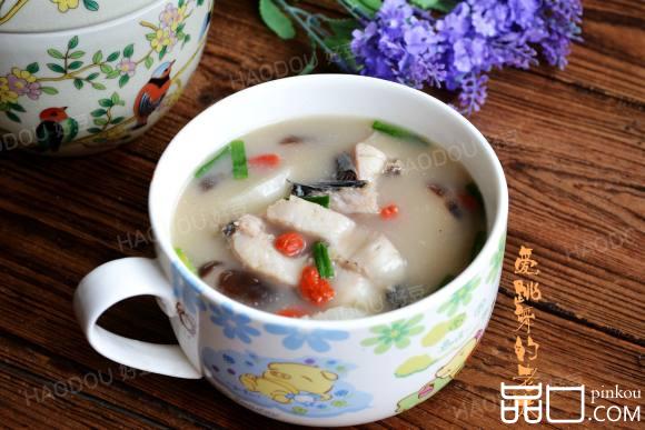 香菇山药炖黑鱼汤