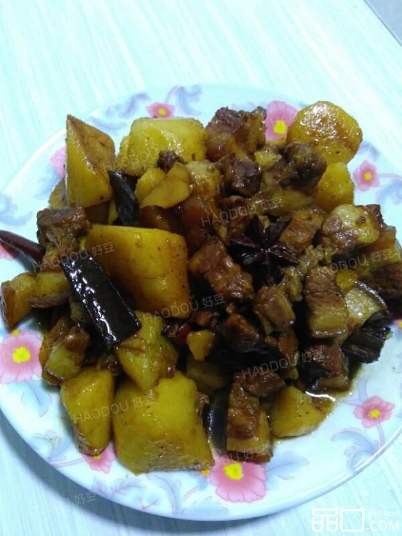 红烧肉炖山药