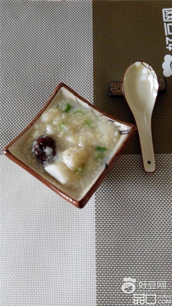 山药银耳红枣粥
