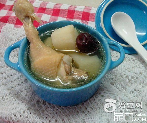 红枣山药炖鸡汤
