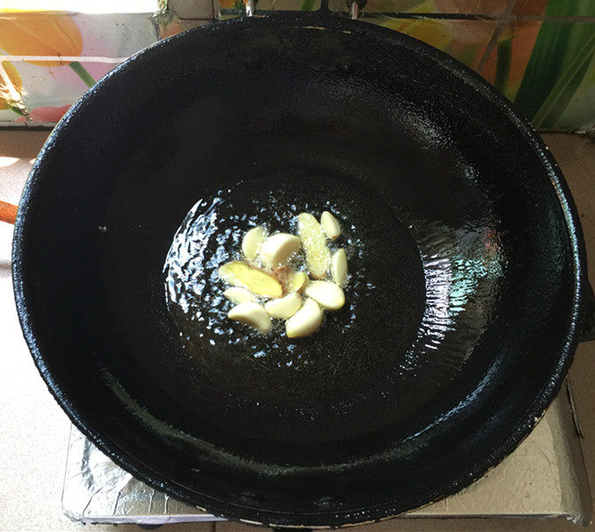竹笋烧鸭腿肉#盛夏餐步骤7