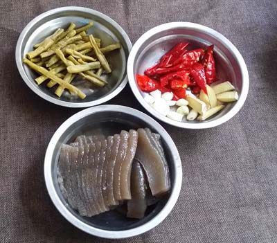 魔芋鸭腿步骤3