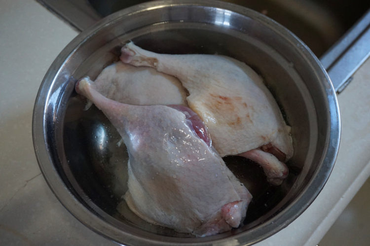腊鸭腿步骤1