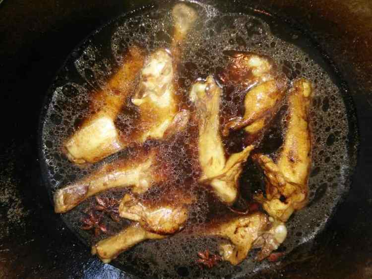 炖鸭腿步骤8