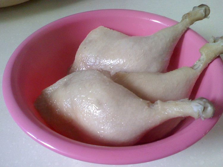 豉油鸭腿步骤1