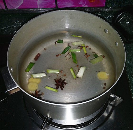 南京盐水鸭步骤7