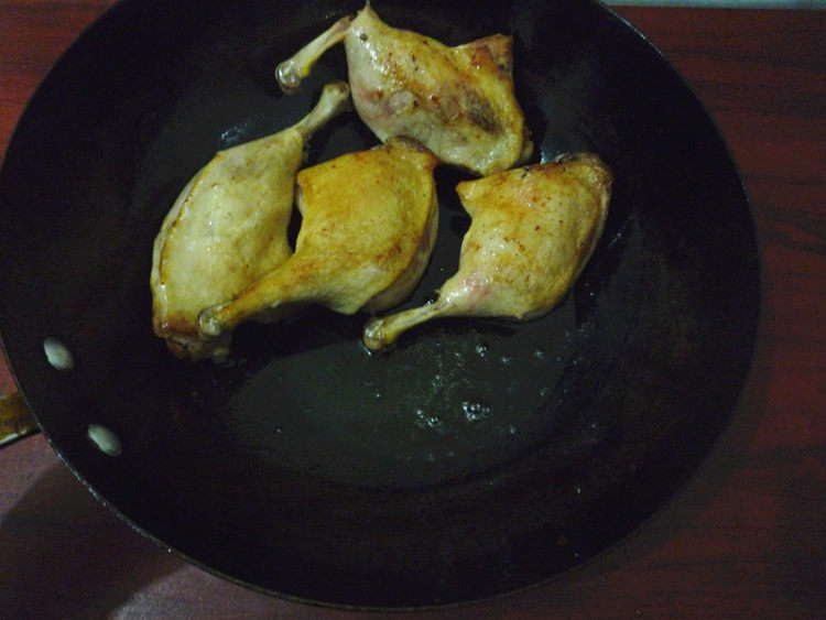 葱烧鸭腿步骤6