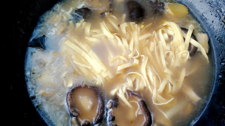 鸭腿泡馍步骤14