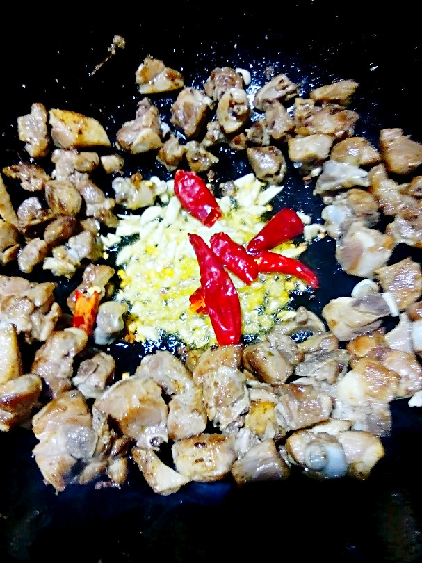 干煸鸭腿步骤7