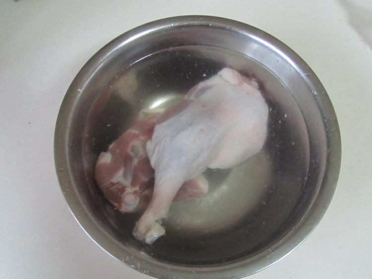 秘制烤鸭腿步骤1