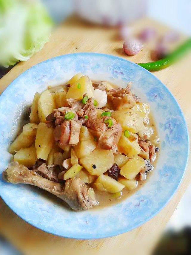 土豆炖鸭块步骤9