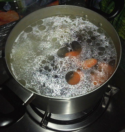 山药木耳鸭腿汤步骤9