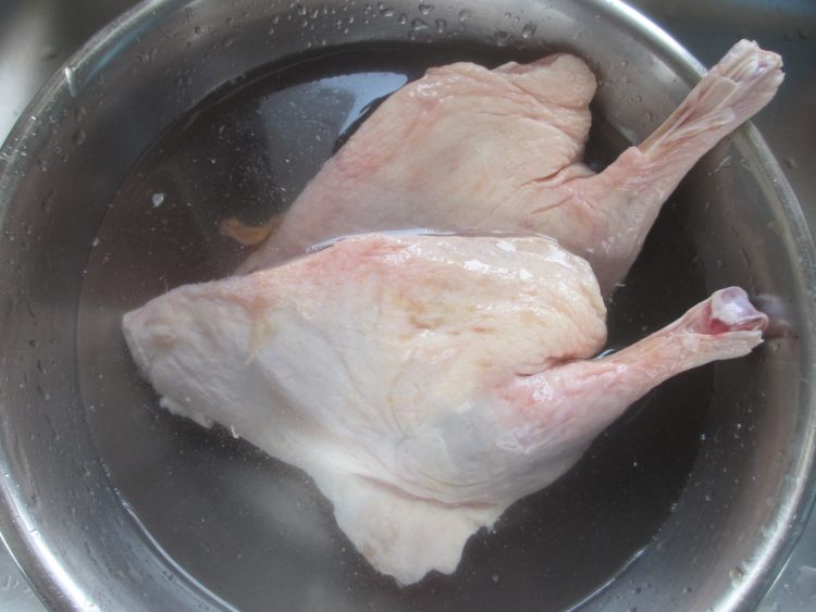 酱熏鸭腿步骤2