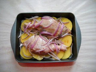葱香土豆烤鸭步骤7