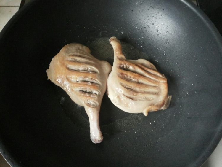 酱香鸭腿步骤4