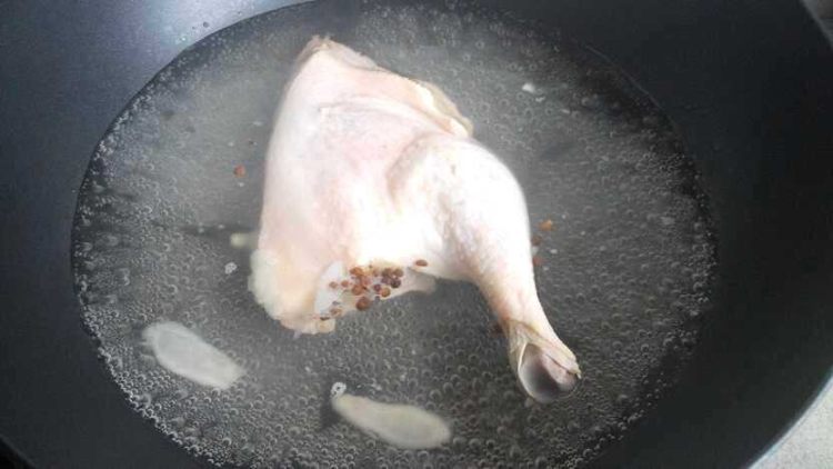 香酥烤鸭腿步骤3