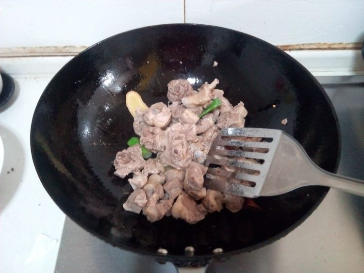 啤酒烧鸭腿步骤6