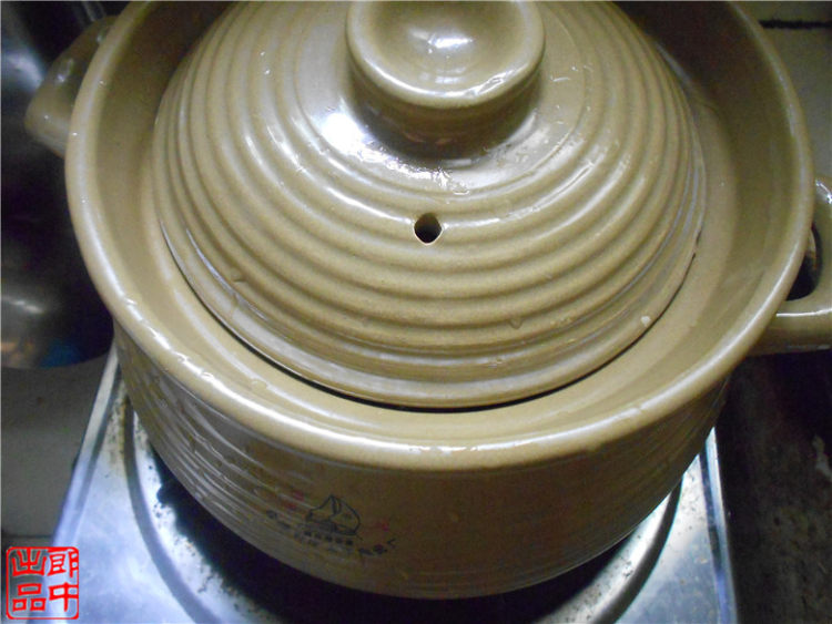 莲子薏米鸭腿煲步骤5