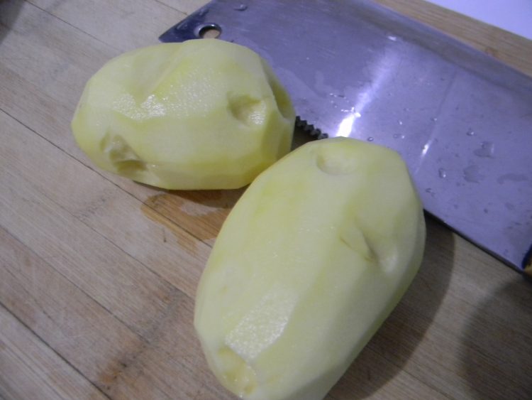 鸭腿烧土豆步骤5