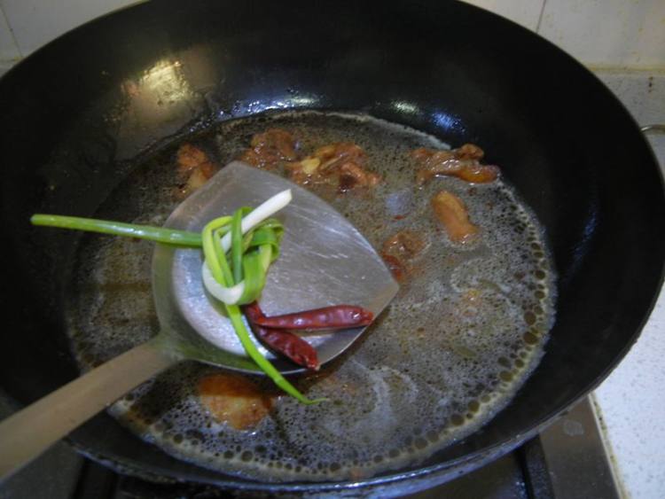 土豆烧鸭块步骤8