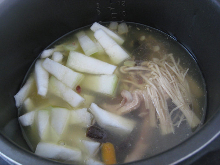 煲鸭腿步骤9