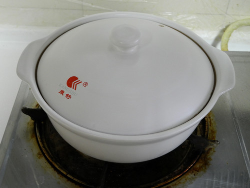 菌香鸭腿煲仔饭步骤15