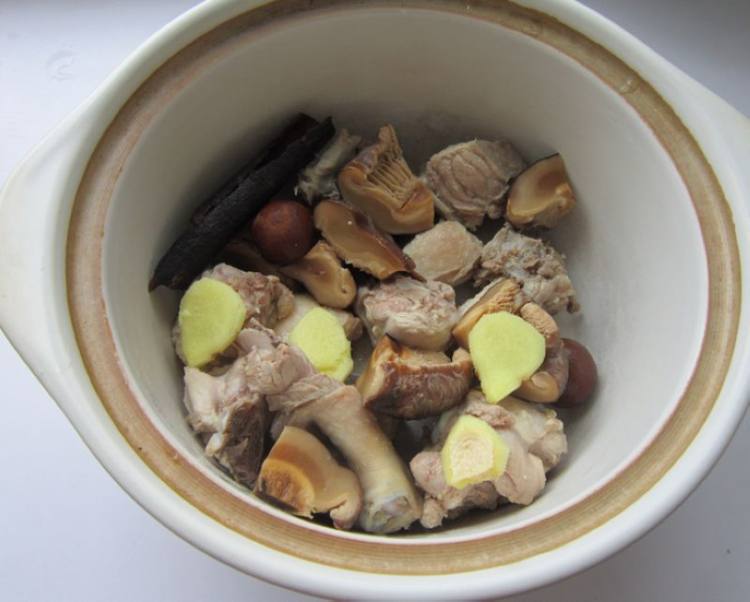 胡萝卜汁鸭汤面步骤8