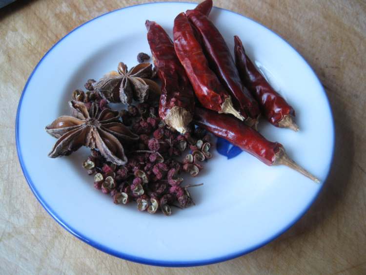 干锅麻辣鸭步骤5