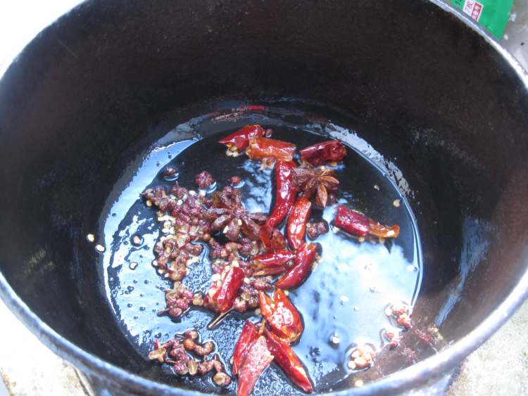 干锅麻辣鸭步骤8