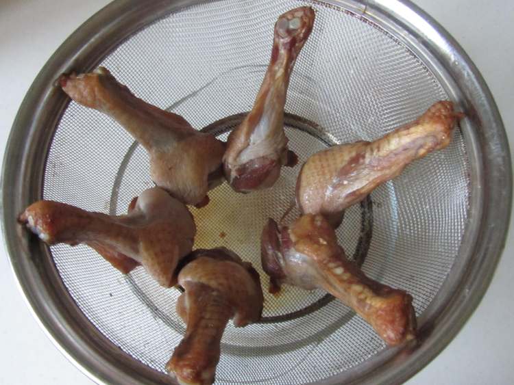 蒜香烤鸭腿步骤3