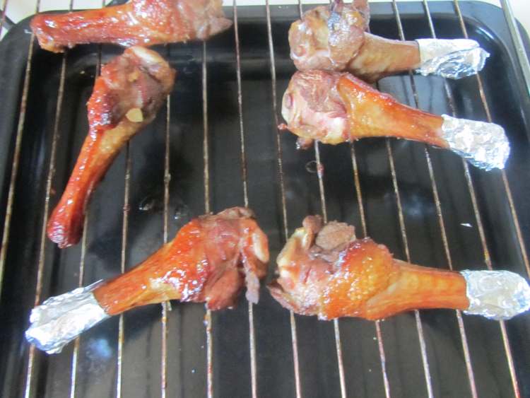 蒜香烤鸭腿步骤8