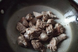 红油莴笋鸭步骤5