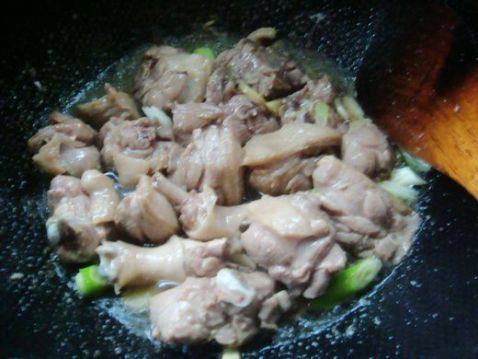 红酒干烧鸭步骤9