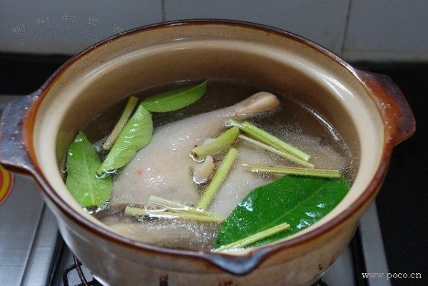 香茅柠檬鸭步骤3