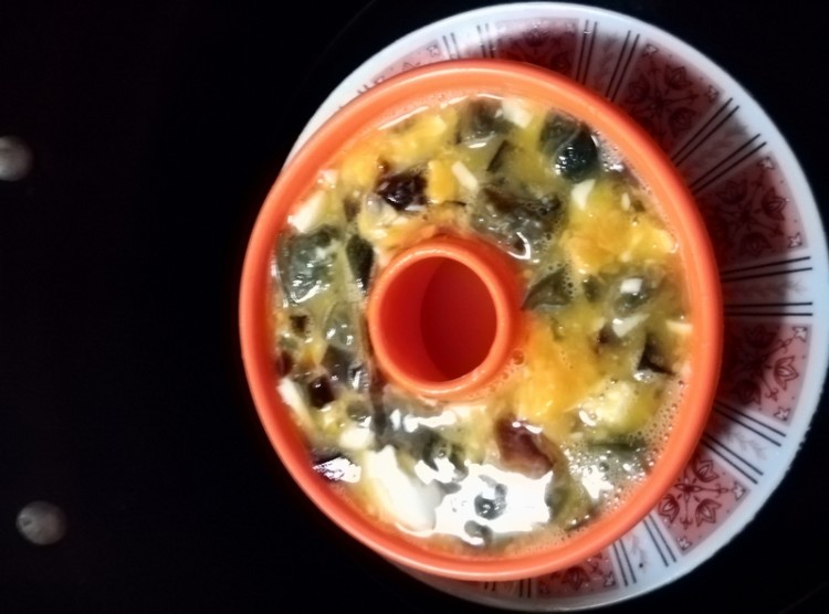 蒸皮蛋咸蛋鸡蛋糕步骤6