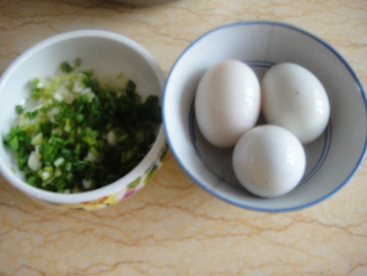 【手工美食】肉饼蒸咸步骤1