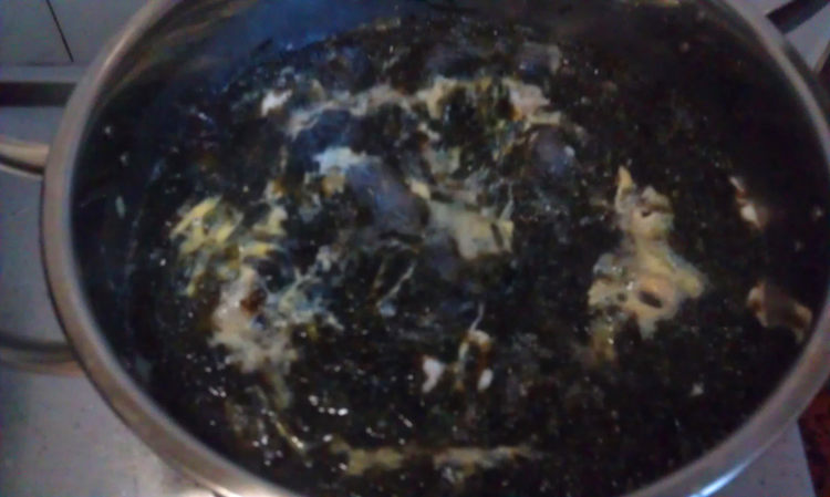 紫菜咸蛋汤步骤13