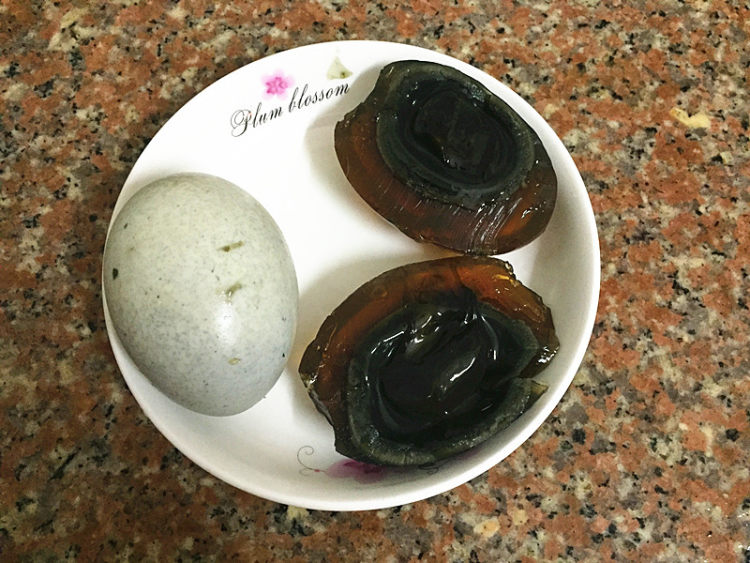 皮蛋瘦肉红苋菜步骤5